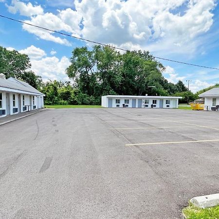 Value Inn Motel Сандъски Екстериор снимка